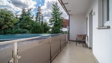 Superior-Einzelzimmer, Blick auf den Innenhof | Blick vom Balkon