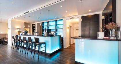 Bella Fino Hotel & Suites