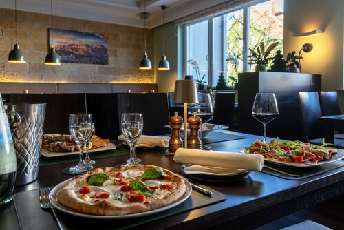 Bella Fino Hotel & Suites