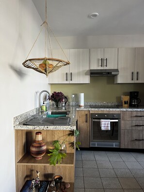 Oven, stovetop