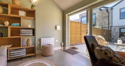 Victorian cottage, (New to Vrbo) near Botanical gardens & historical collages