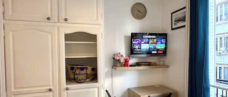 1 chambre, accès Internet, draps fournis