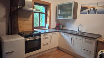 Four, plaque de cuisson, lave-vaisselle