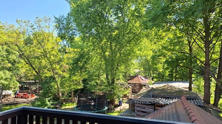 Parco della struttura. Cozy 1-room apartment with balcony