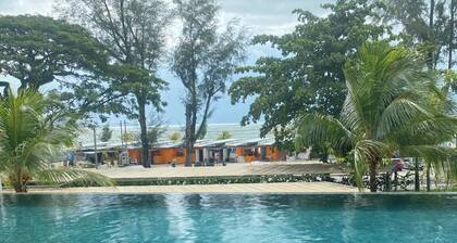 By The Sea Batu Feringgi