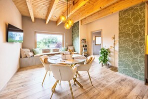 Dining - Schäfers Wohlfühlapartments - between Störmthaler & Markkleeberger See, Leipzig (Großpösna)