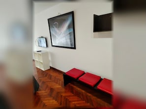 Basic Apartment | Interior