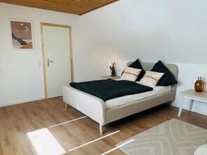 2 bedrooms, free WiFi, bed sheets