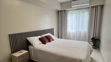 2 dormitorios, tabla de planchar con plancha, wifi gratis y ropa de cama