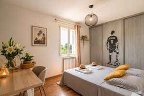 3 Schlafzimmer, Bügeleisen/Bügelbrett, WLAN, Bettwäsche