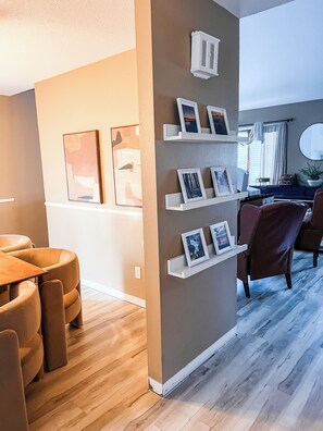 Interior - Black Hills Beauty -  Perfect for Families (Rapid City)