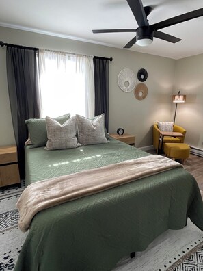 2 bedrooms, iron/ironing board, WiFi, bed sheets