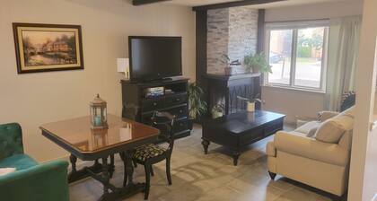 Charming 3 Bedroom & 2.5 Bath w/ Pool and Playground