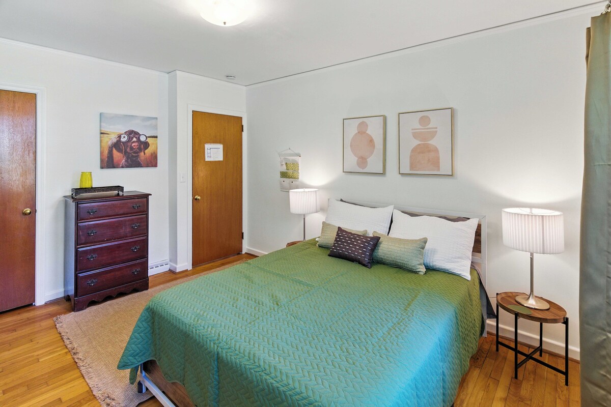 Photo 3 of 3-bedroom house downtown Travelers Rest short walk to dining, swamp rabbit trail