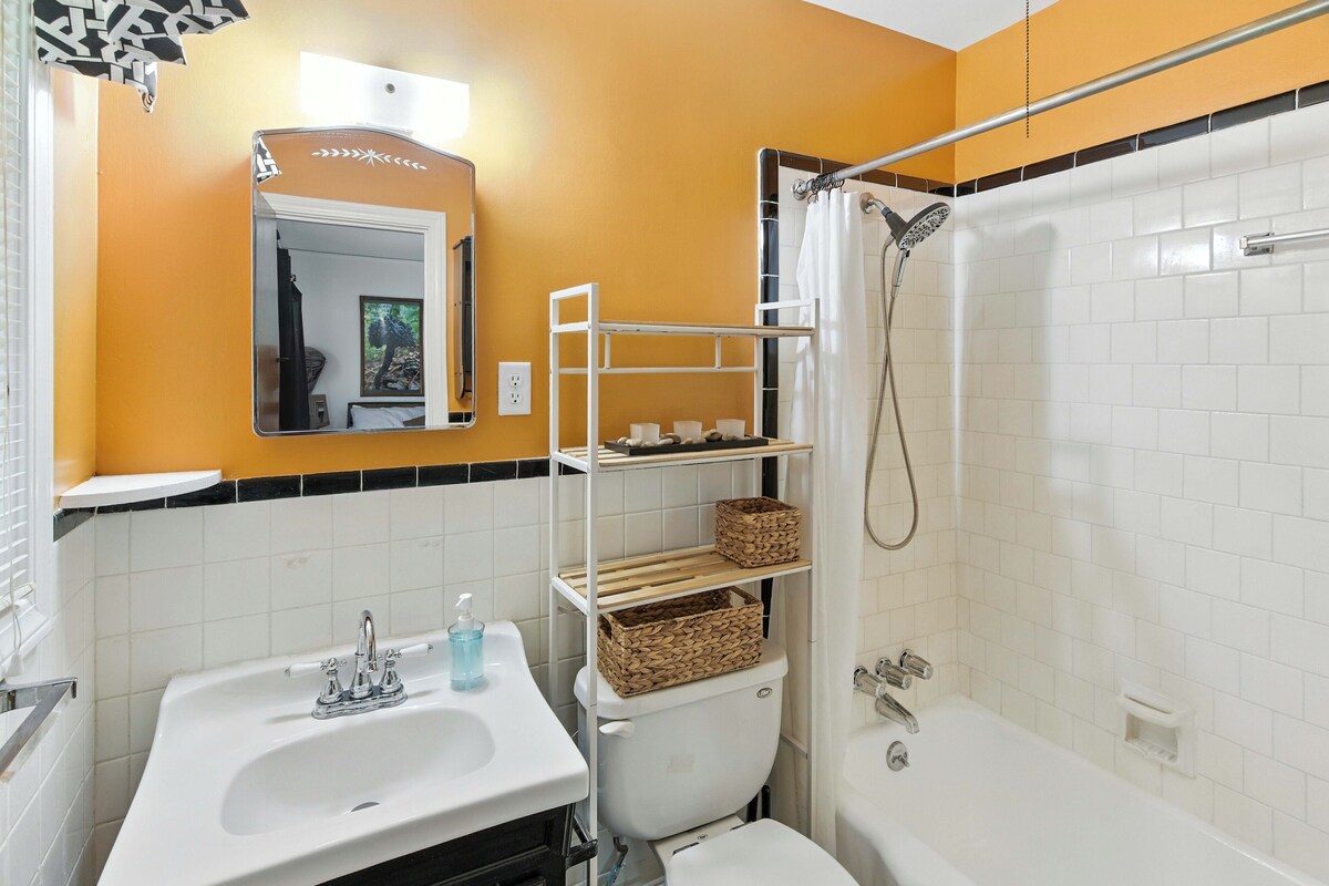 Photo 6 of 3-bedroom house downtown Travelers Rest short walk to dining, swamp rabbit trail