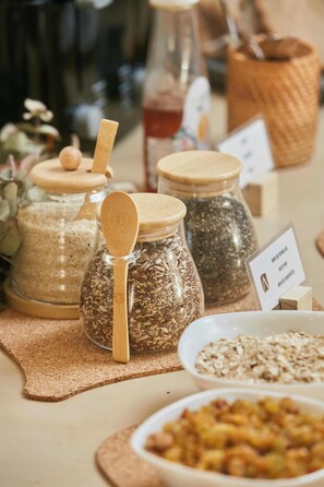 Free daily cooked-to-order breakfast - Alcantara Hotel Chacras de Coria (Chacras de Coria)