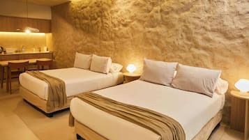 In-room safe, laptop workspace, free WiFi