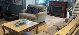 Stay Close to Ryder Cup: Cozy 3BR Home w/ Backyard – 2 Miles to Bethpage