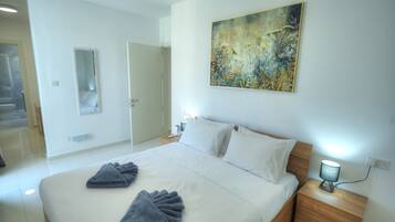 2 bedrooms, iron/ironing board, free WiFi