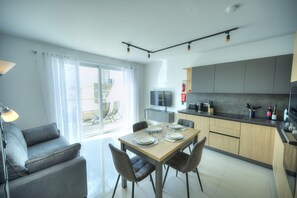 Interior - Charming, Modern apartment GLUB1-2 (Gzira)