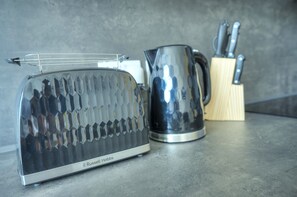 Kaffee und/oder Kaffeemaschine