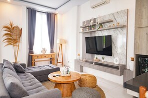 Deluxe Villa, Balcony, Pool View