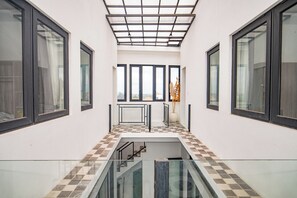 Deluxe Villa, Balcony, Pool View