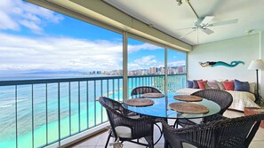 Outdoor dining - 11th Floor King Bed Beachfront Condo at Sans Souci (Honolulu)
