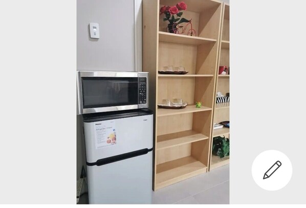 Interior - Pleasant house with AC in Coquitlam (Coquitlam)