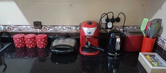 Modern Casablanca Apartment – Parking, A/C & WiFi