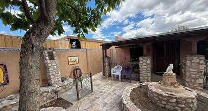 Downtown, Old Town, Sawmill, 2-bedroom home in ABQ, additional parking available
