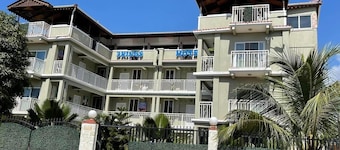 20-room hotel in gorgeous Cap-Haitien with AC