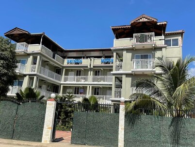 20-room hotel in gorgeous Cap-Haitien with AC