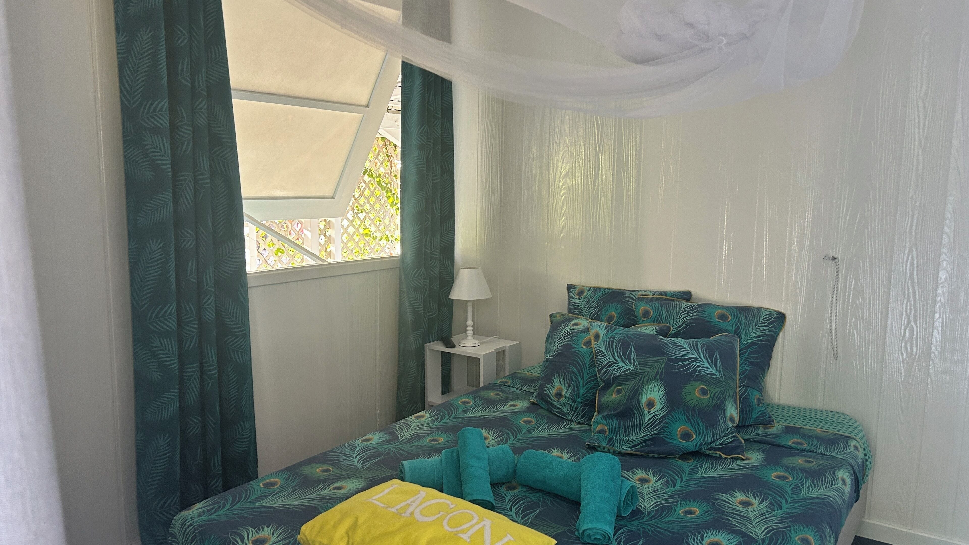 Chambre économique double, vue sur la mer | Accès au Wi-Fi (inclus)