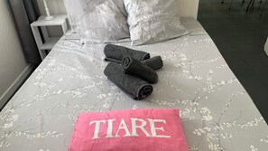 Economy Double Room, Garden View