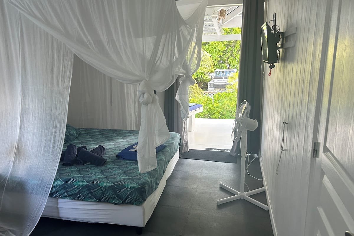 Kahden hengen deluxe-huone (yksi tai kaksi sänkyä), merinäköala | Ilmainen Wi-Fi