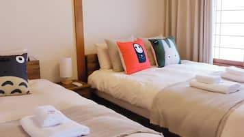 3 bedrooms, WiFi, bed sheets