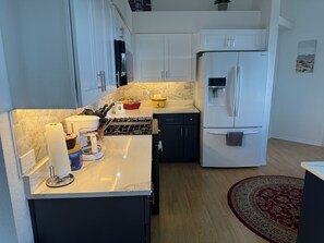 ميكروويف، �فرن، موقد طهي مسطح، غسالة أطباق