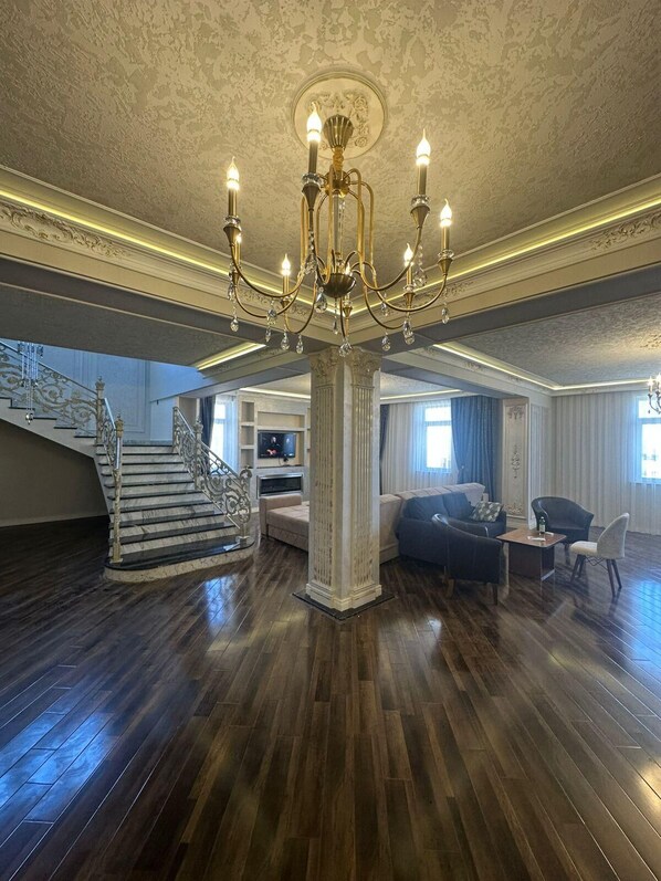 Comfort Apartment, City View | Blackout drapes, soundproofing, iron/ironing board, free WiFi - Penthouse Panorama Baku (Baku)