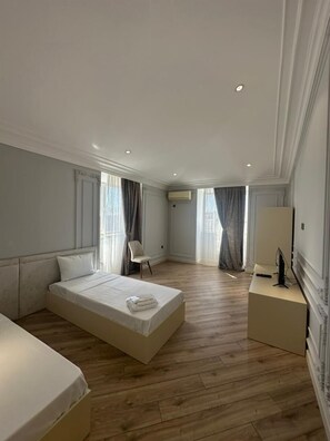 Comfort Apartment, City View | Bathroom | Free toiletries, hair dryer, slippers, towels - Penthouse Panorama Baku (Baku)