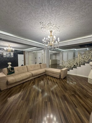 Apartament Comfort, vistes a la ciutat | Sala d'estar