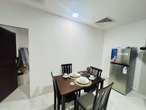 Dining - RAK Central Studio - Prime Location (Ras Al-Khaimah)