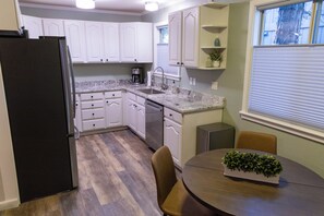 Paper towels - Clean and Cozy 3‑Bedroom Condo Near Everything in Ketchum (Ketchum)