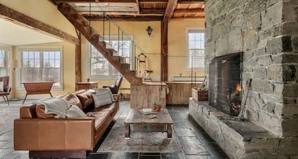 Whitford House Historic Retreat, sweeping views