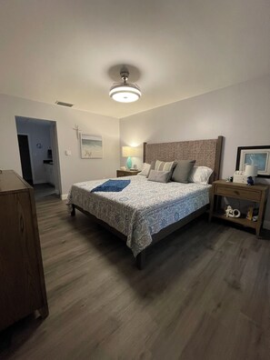 2 bedrooms, in-room safe, iron/ironing board, WiFi