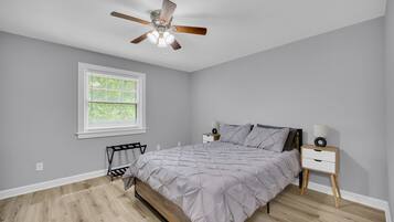 2 bedrooms, iron/ironing board, WiFi, bed sheets