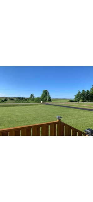 Property grounds - Private cottage to enjoy while taking in a view of the Darnley basin! (Kensington)