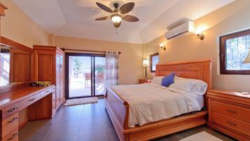 3 bedrooms, in-room safe, iron/ironing board, free WiFi