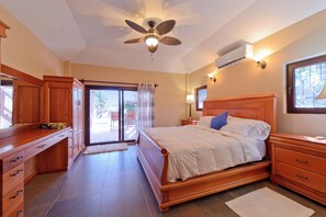 3 bedrooms, in-room safe, iron/ironing board, free WiFi - Spectacular Oceanfront 3/3 Villa with Private Beach, Pool, and 
FREE GOLF CART! (Sittee River)