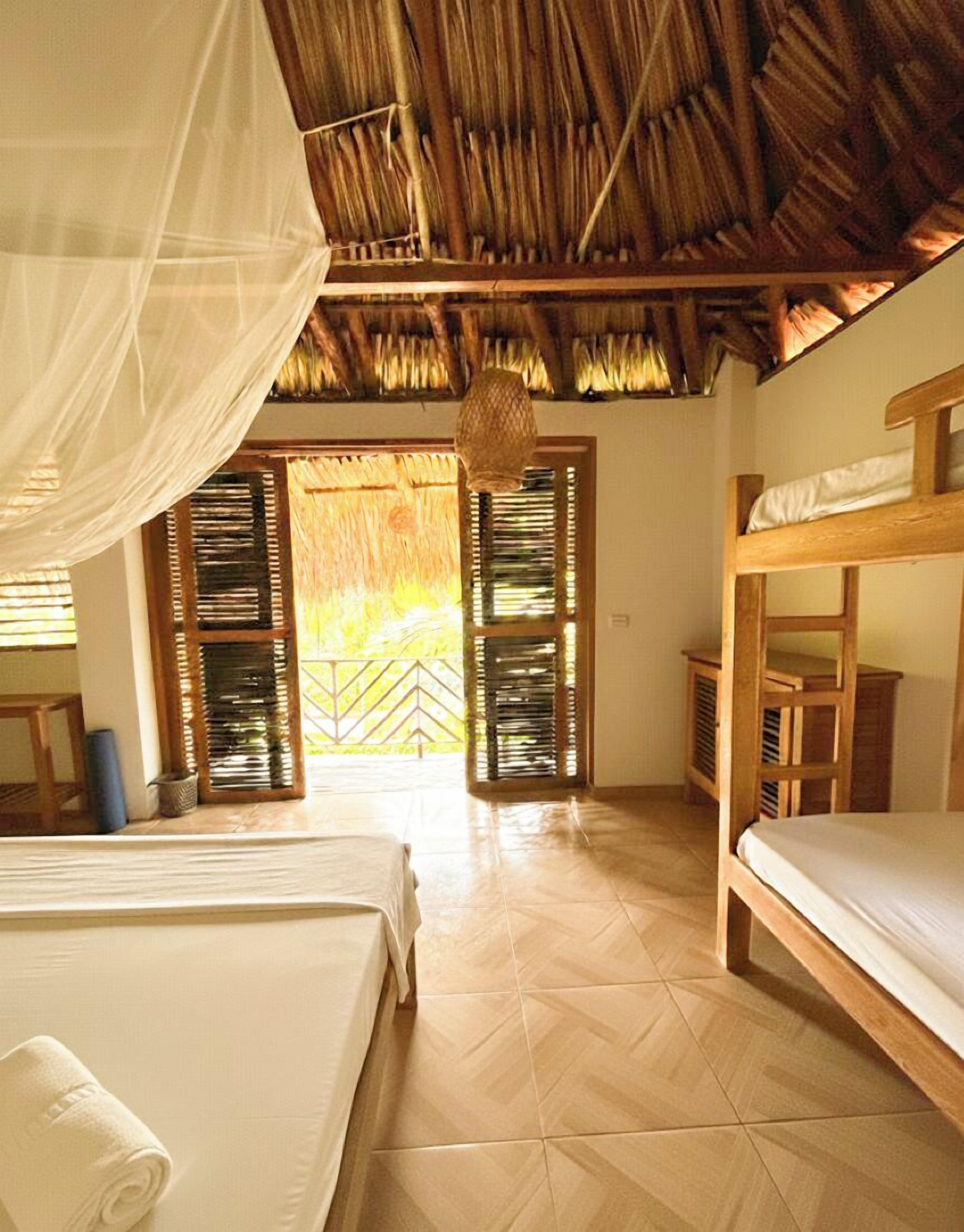 6 habitaciones, internet y ropa de cama 